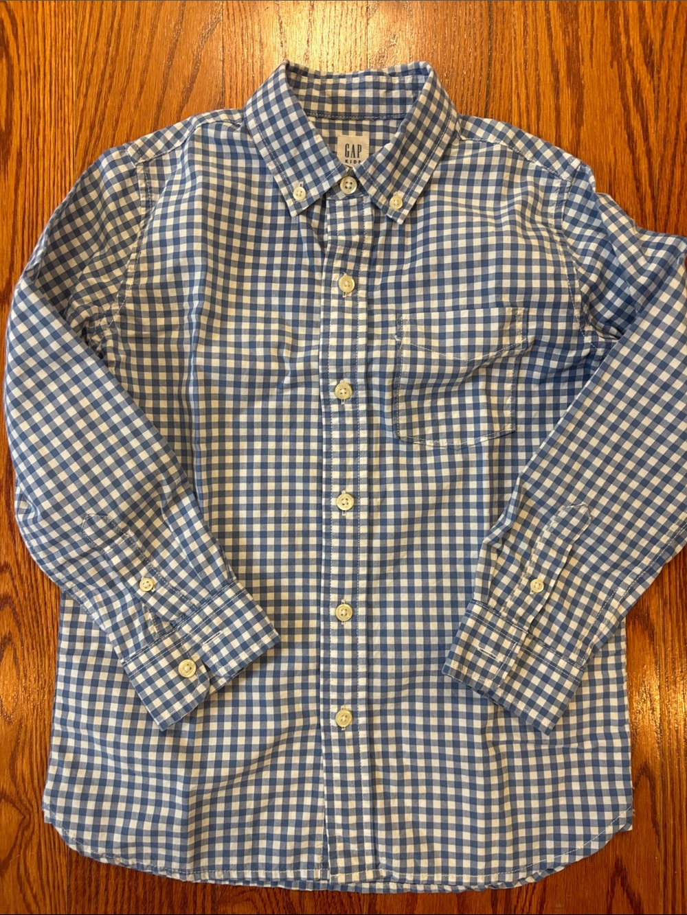 GAP Boys Blue and White Gingham Button-Down Shirt - size 6-7 years